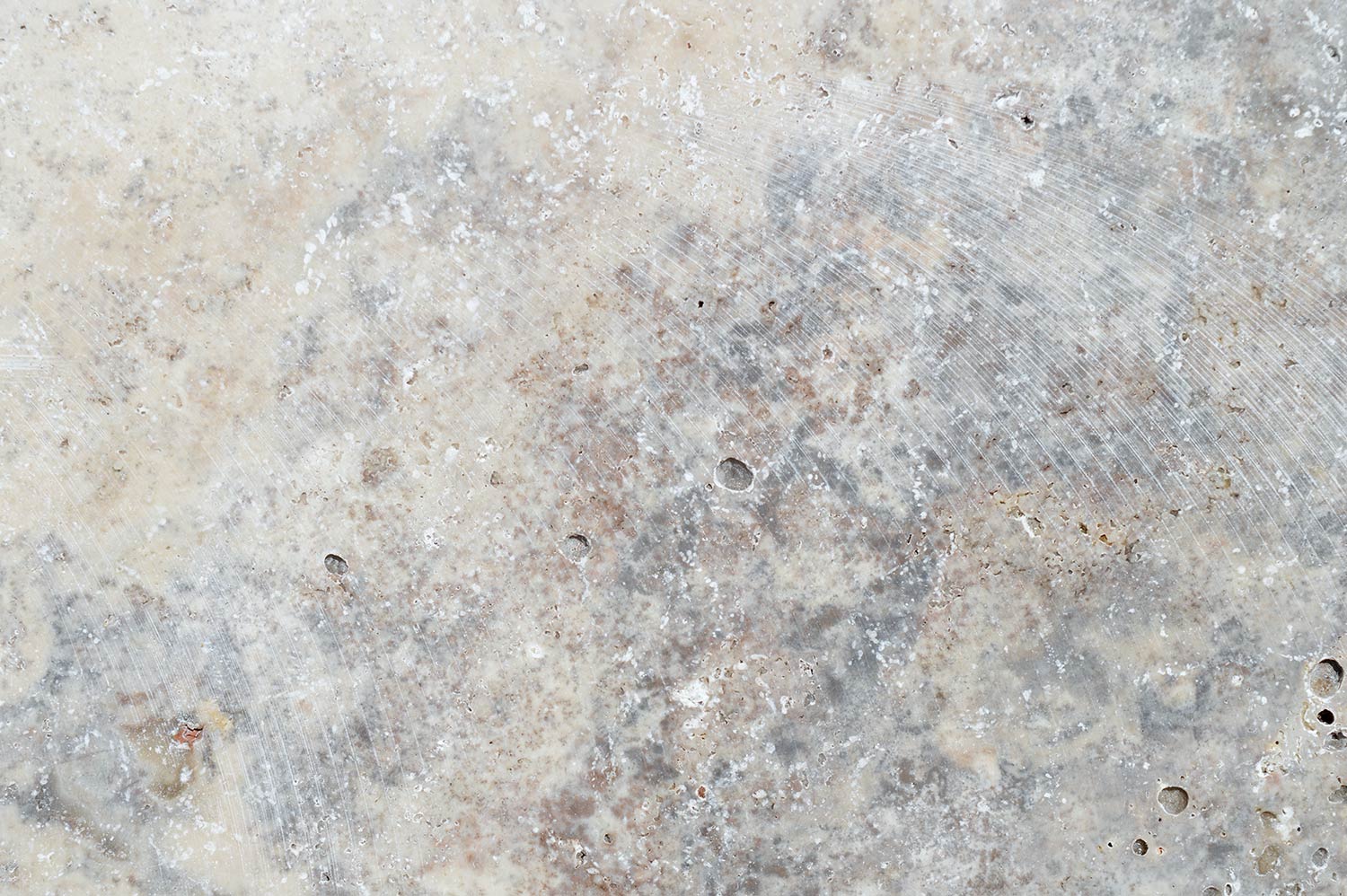 Silver16x24Tumb_CU